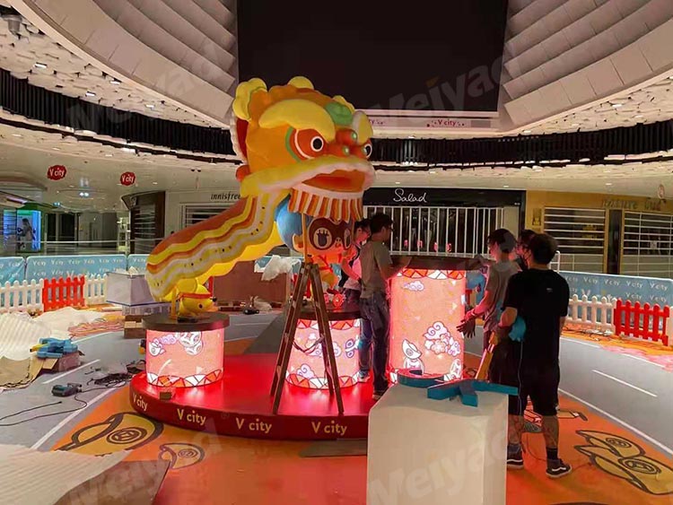 香港某商場(chǎng)P4戶內(nèi)LED圓柱屏LED柔性屏