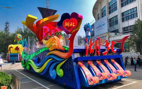 70周年國(guó)慶 | 美亞迪之“光”，點(diǎn)亮湖北彩車(chē)，獻(xiàn)禮天安門(mén)廣場(chǎng)